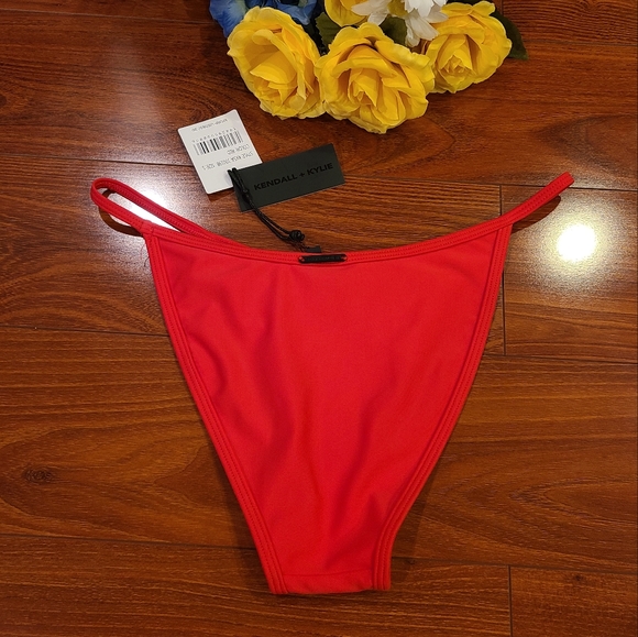 Kendall +Kylie 2pc Red Bikini Set Size Small - Picture 5 of 11